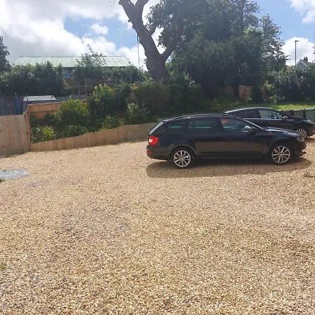 Spacious, Modern First Floor Flat Near Beach And Ferry East Cowes Exterior photo